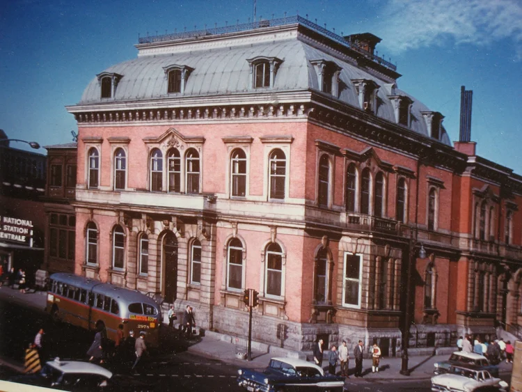 Club Saint-James Montréal, Canada